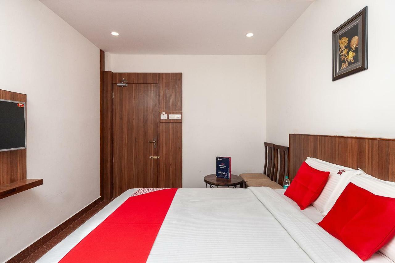 Oyo 29859 Rds Guest House Ambur Extérieur photo